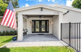 Maison en ville – Fort Lauderdale, Floride, Etats-Unis. $700,000
