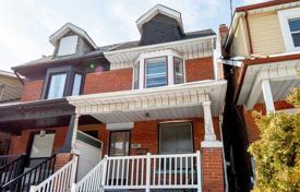 Maison mitoyenne – Dufferin Street, Toronto, Ontario,  Canada. C$1,191,000