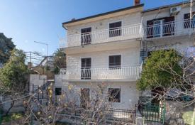 Maison mitoyenne – Supetar, Comté de Split-Dalmatie, Croatie. 310,000 €