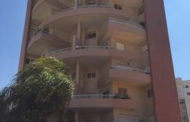 Appartement – Netanya, Center District, Israël. $540,000