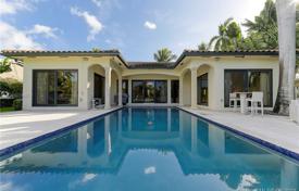 Villa – Fort Lauderdale, Floride, Etats-Unis. 1,670,000 €