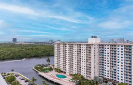 Copropriété – North Miami Beach, Floride, Etats-Unis. $499,000