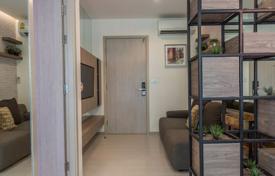 1 pièces appartement en copropriété à Khlong Toei, Thaïlande. $182,000