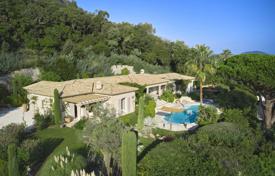 8 pièces villa à Saint Tropez, France. 40,000 € par semaine