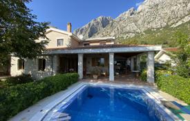 Villa 300 m² en Bay of Kotor, Monténégro. 995,000 €