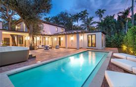 Villa – Coral Gables, Floride, Etats-Unis. 2,129,000 €