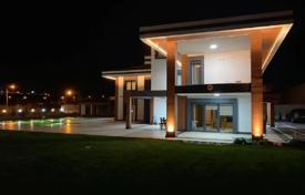 6 pièces villa 600 m² en Büyükçekmece, Turquie. $876,000