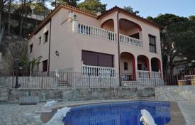 6 pièces villa 300 m² à Lloret de Mar, Espagne. 514,000 €