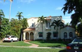 Maison de campagne – Miami Beach, Floride, Etats-Unis. $2,250,000