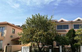 Maison mitoyenne – Oroklini, Larnaca, Chypre. 260,000 €