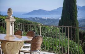 Villa – Mougins, Côte d'Azur, France. 4,490,000 €