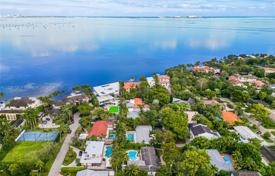 3 pièces maison en ville 302 m² à Coral Gables, Etats-Unis. $3,400,000