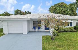 Maison en ville – Tamarac, Broward, Floride,  Etats-Unis. $390,000