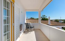 5 pièces maison mitoyenne 2896 m² à Silves, Portugal. 1,180,000 €