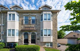 Maison mitoyenne – North York, Toronto, Ontario,  Canada. C$1,563,000
