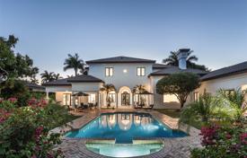 Villa – Miami, Floride, Etats-Unis. 2,482,000 €