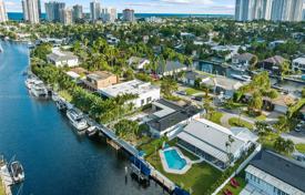 Maison en ville – Hallandale Beach, Floride, Etats-Unis. $2,580,000