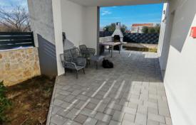 3 pièces appartement dans un nouvel immeuble 90 m² à Privlaka, Croatie. 220,000 €