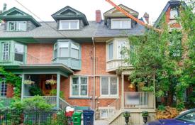 3 pièces maison mitoyenne à Old Toronto, Canada. C$1,716,000