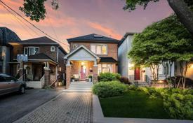 Maison en ville – Old Toronto, Toronto, Ontario,  Canada. C$2,271,000