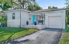 Maison en ville – Coral Gables, Floride, Etats-Unis. $1,649,000
