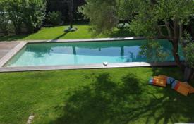 Villa – Antibes, Côte d'Azur, France. 9,300 € par semaine