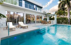 6 pièces villa 819 m² à Miami Beach, Etats-Unis. $4,750,000