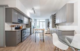 2 pièces appartement à The Queensway, Canada. C$702,000