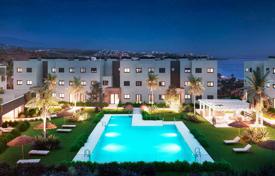 Appartement – Estepona, Andalousie, Espagne. 332,000 €