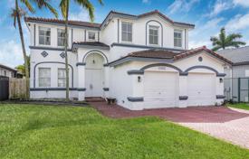 Maison en ville – West End, Miami, Floride,  Etats-Unis. $810,000