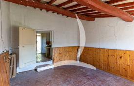 6 pièces villa 700 m² à Asciano, Italie. 1,650,000 €