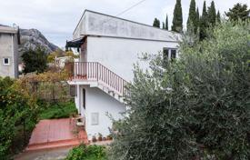 4 pièces maison de campagne à Sutomore, Monténégro. 140,000 €