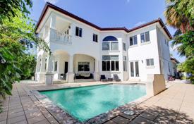 Villa – Bay Harbor Islands, Floride, Etats-Unis. 2,527,000 €