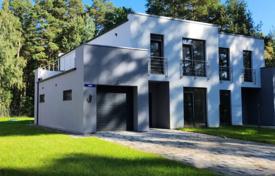 Maison en ville – Zemgale Suburb, Riga, Lettonie. 300,000 €
