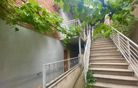 Maison en ville – Vake-Saburtalo, Tbilissi (ville), Tbilissi,  Géorgie. $355,000