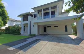 4 pièces maison de campagne en Nonthaburi, Thaïlande. $1,484,000