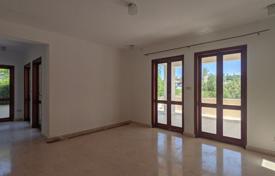 4 pièces maison de campagne 243 m² à Aphrodite Hills, Chypre. 835,000 €