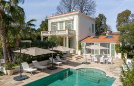 5 pièces maison de campagne en Cap d'Antibes, France. 3,800,000 €