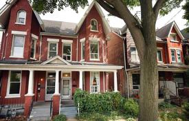 5 pièces maison mitoyenne à Old Toronto, Canada. C$1,793,000