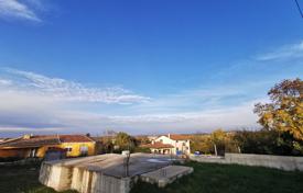 Terrain à Umag, Croatie. 177,000 €