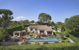 6 pièces villa à Mougins, France. 4,475,000 €