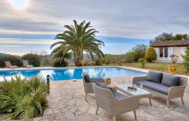 4 pièces villa en Provence-Alpes-Côte d'Azur, France. 4,800 € par semaine