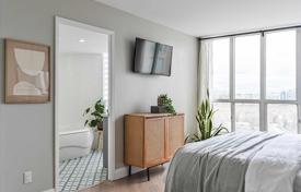 2 pièces appartement à Lake Shore Boulevard West, Canada. C$1,257,000