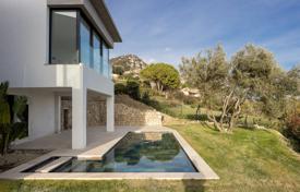 6 pièces villa à Tourrettes-sur-Loup, France. 1,590,000 €