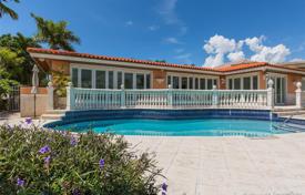 Villa – Surfside, Floride, Etats-Unis. 4,574,000 €