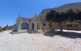 Villa – Kokkino Chorio, Crète, Grèce. 750,000 €