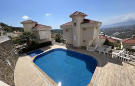 5 pièces villa 370 m² à Kargicak, Turquie. $451,000