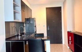 1 pièces appartement en copropriété à Khlong Toei, Thaïlande. $238,000