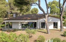 Villa – Biot, Côte d'Azur, France. 2,150,000 €