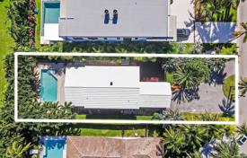 Maison en ville – Golden Beach, Floride, Etats-Unis. $3,500,000